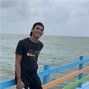 Profesor de materias básicas imparte clases dirigidas